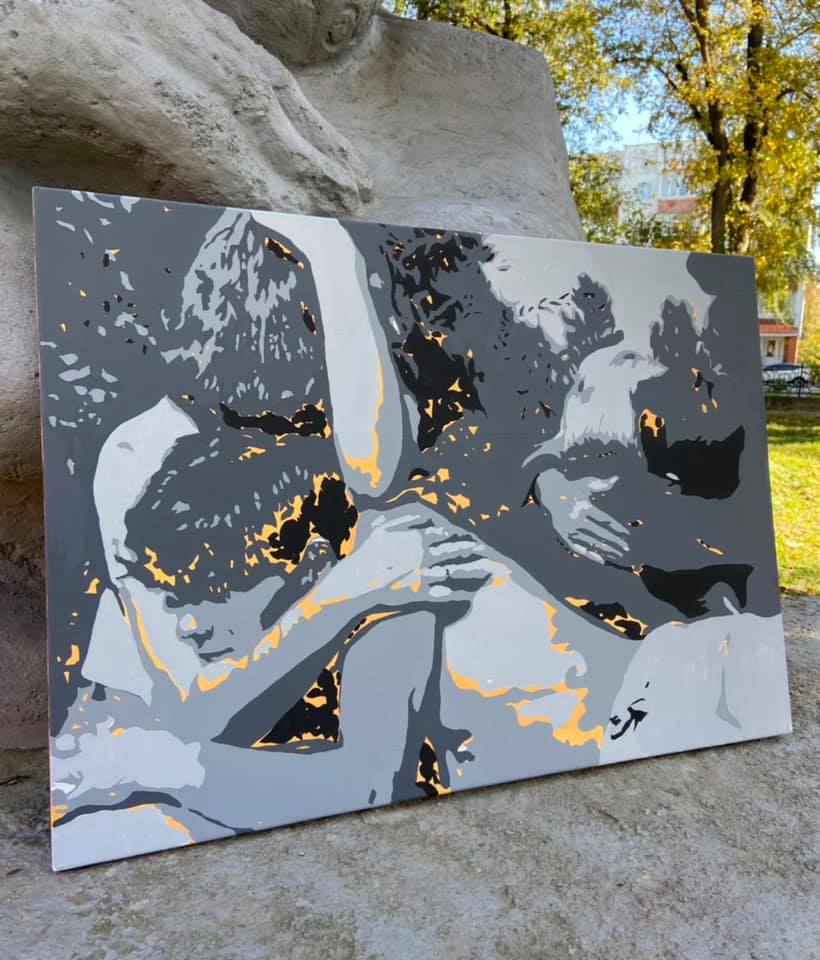 Two steps away, everything belongs to you like air